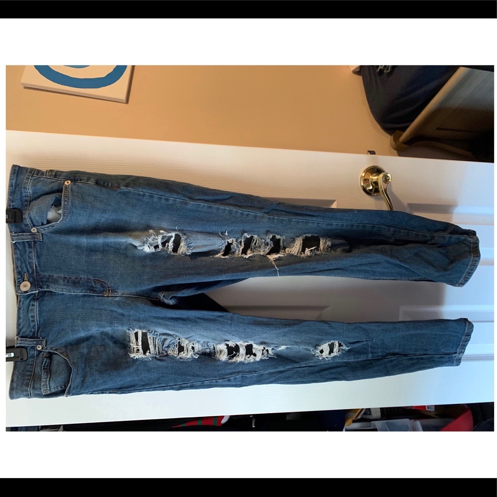 Plus size forever 21 ripped jeans